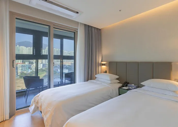 Citadines Connect Hari Пусан