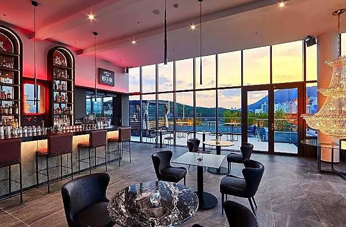 Citadines Connect Hari 4*
