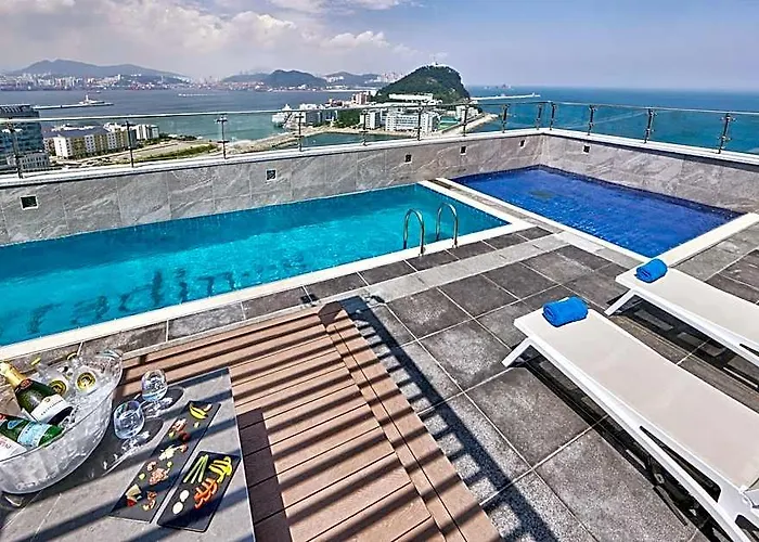 Citadines Connect Hari Пусан