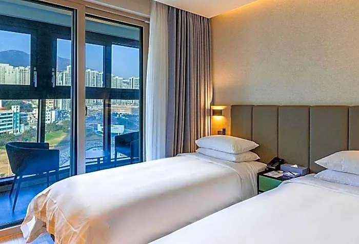 Citadines Connect Hari Отель 4*