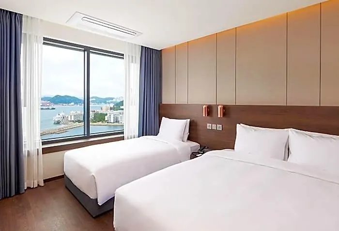 Citadines Connect Hari 4*